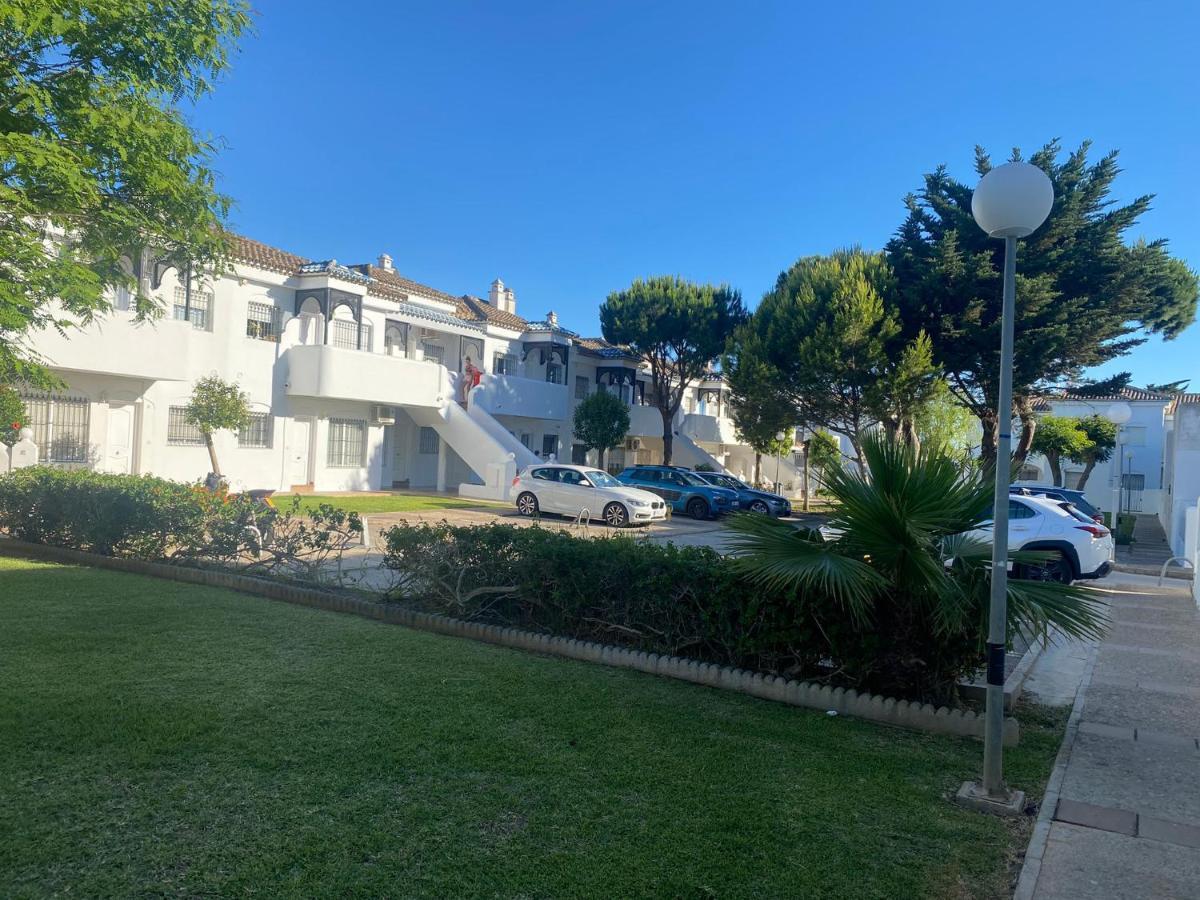 Apartamento La Almadraba Chiclana de la Frontera Exterior photo